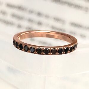 14k rose gold natural black diamond “full eternity” total of 0.7ct plus size 4.5
